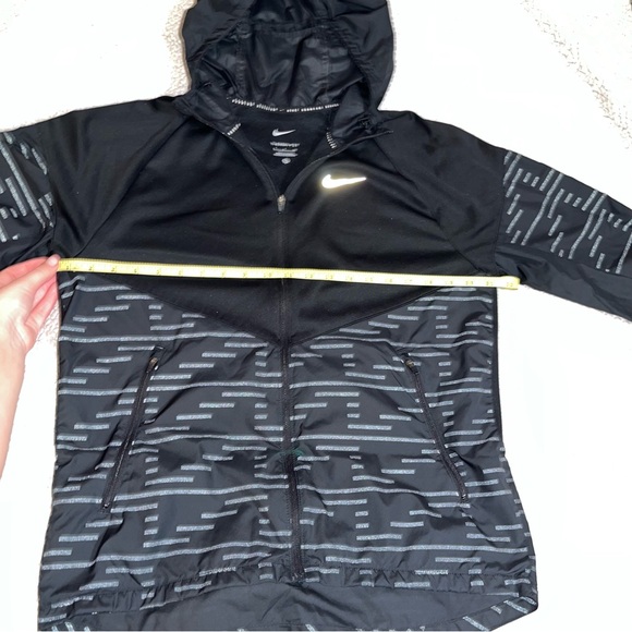 Men’s Nike Therma-Fit Run Division Jacket - Picture 7 of 10